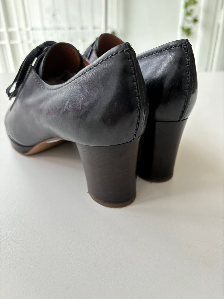 Designer Chloe Shoes women’s size 9