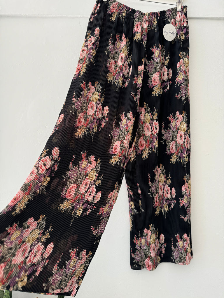 Vintage pleated floral pants