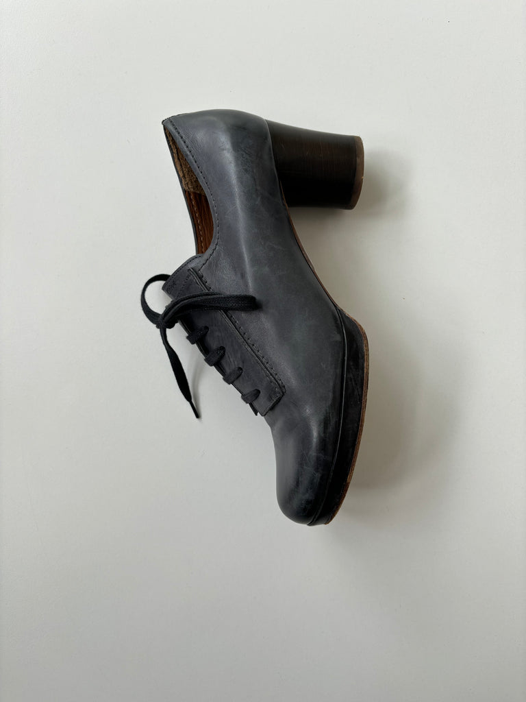 Designer Chloe Shoes women’s size 9