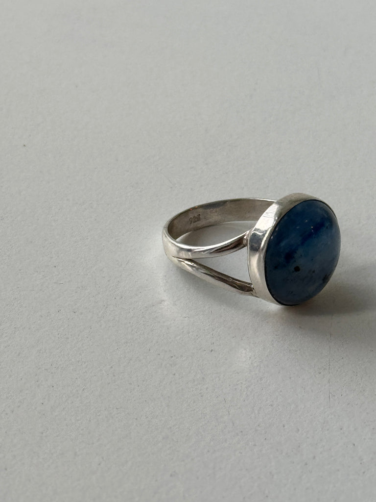 Moonstone and sterling silver ring size 8.5