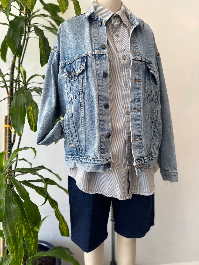 Vintage Levi’s denim jacket