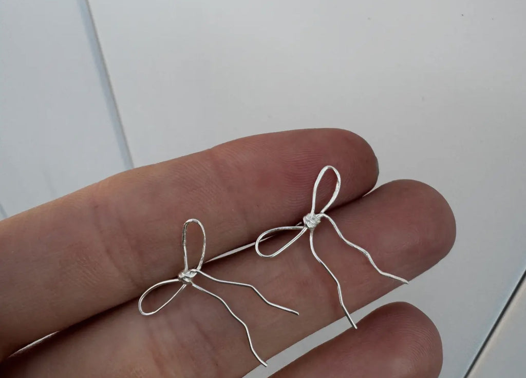 Sterling silver bow earrings