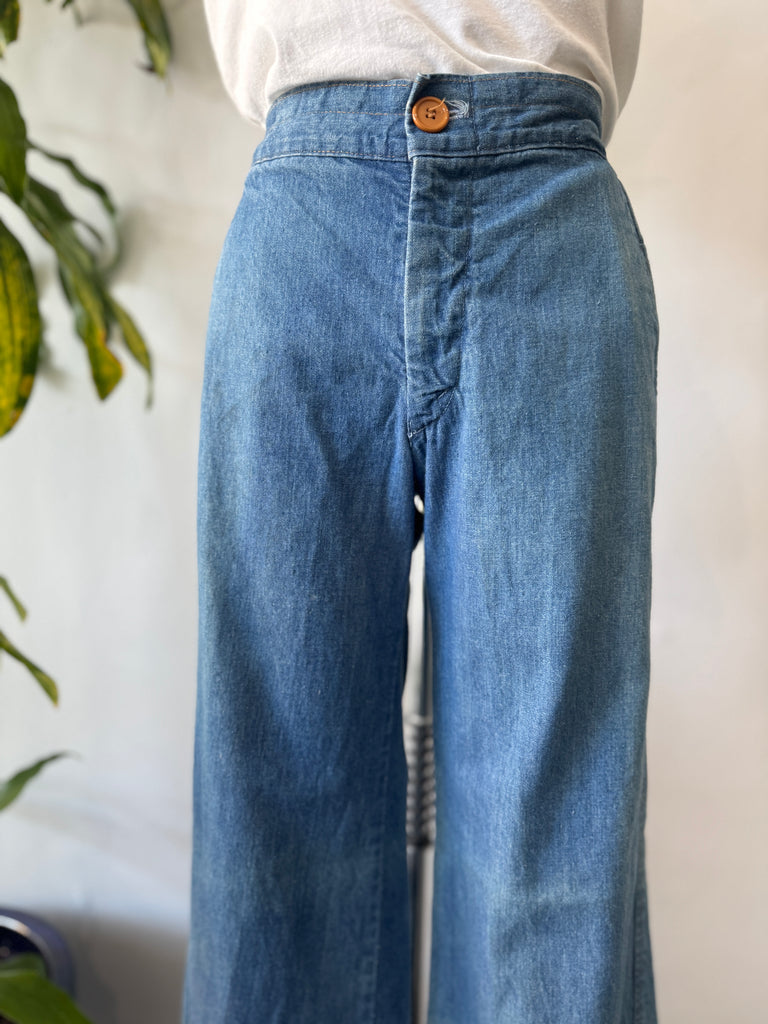1970’s bell bottom landlubber jeans waist “31”