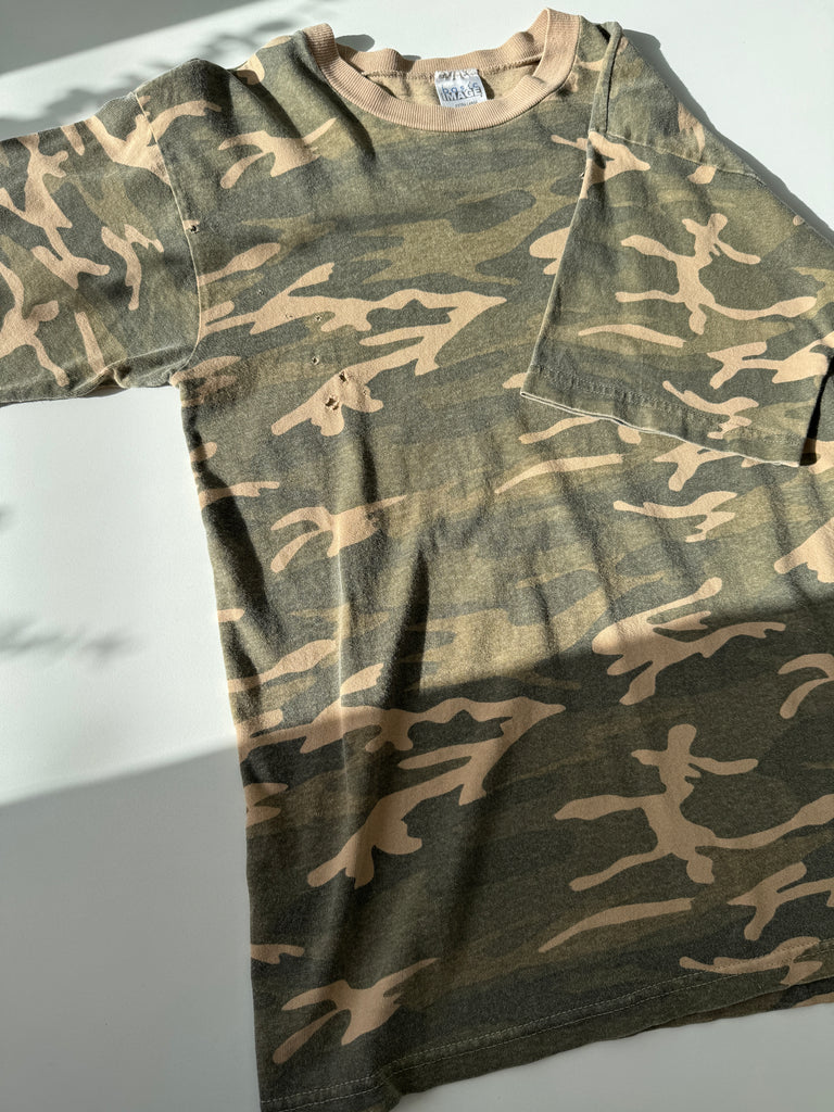 Vintage basic camo t shirt