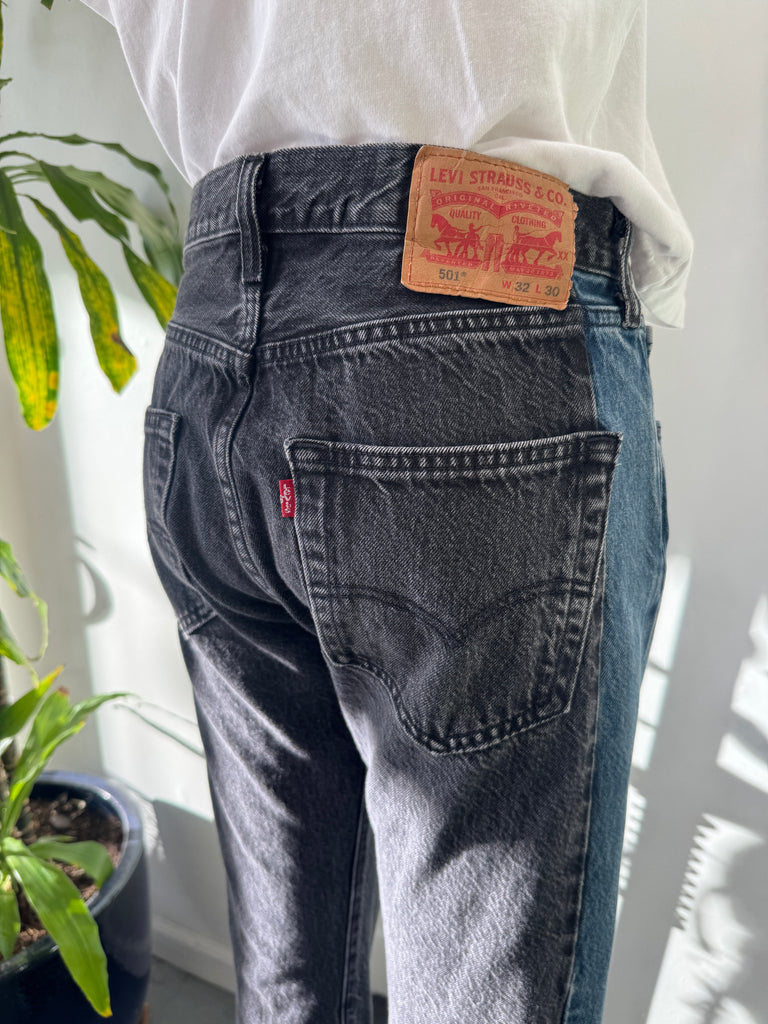 Two toned denim Levi 501 32 x 30