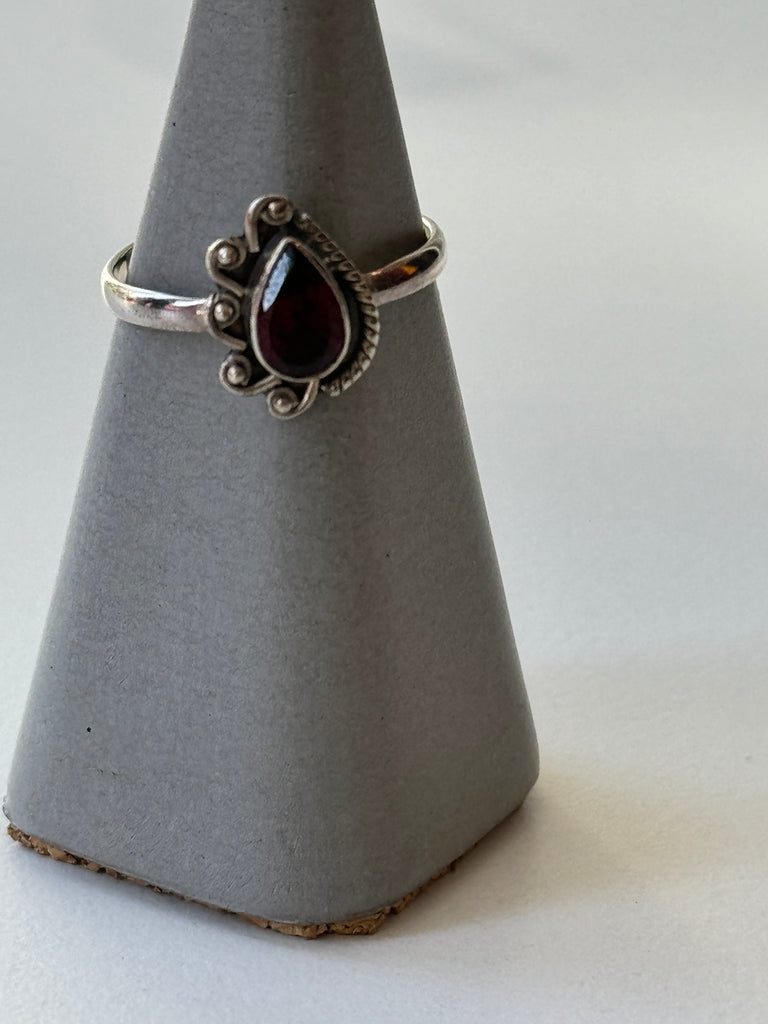 Sterling silver + garnet ring size 8