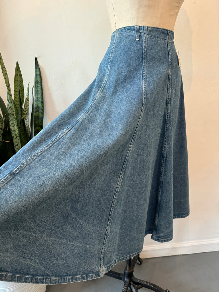 Vintage Liz Wear denim skirt “30”