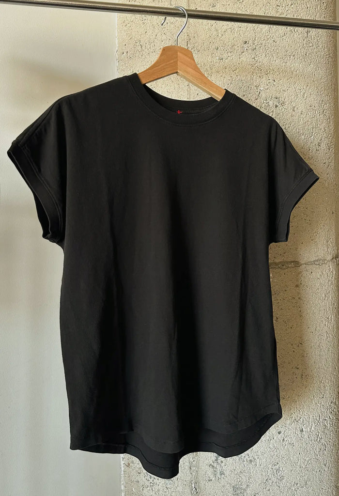 Le Bon Shoppe | Ease Tee | true black