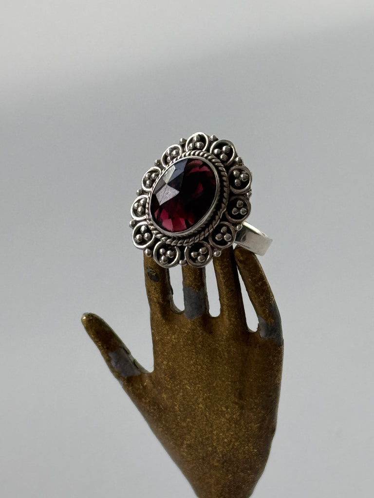 Big Garnet -+ Sterling silver ring