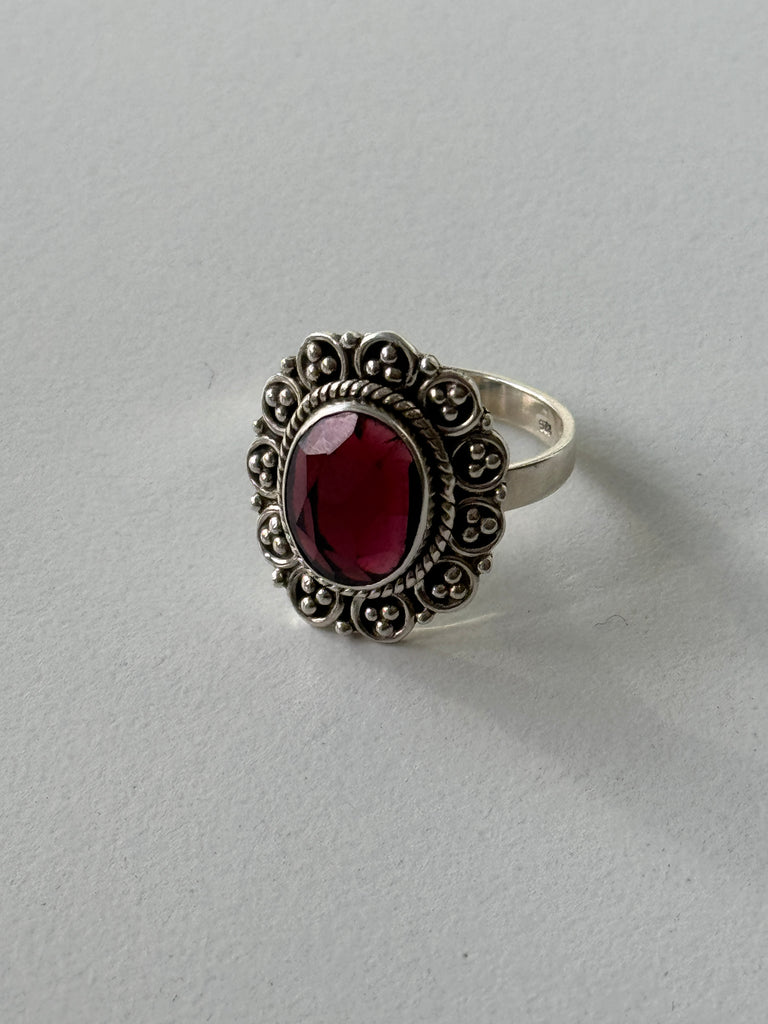 Big Garnet -+ Sterling silver ring