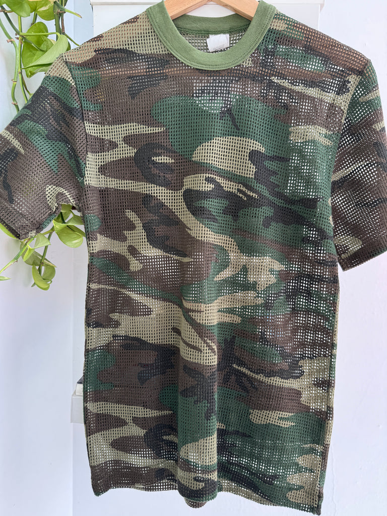 Mesh camo vintage shirt