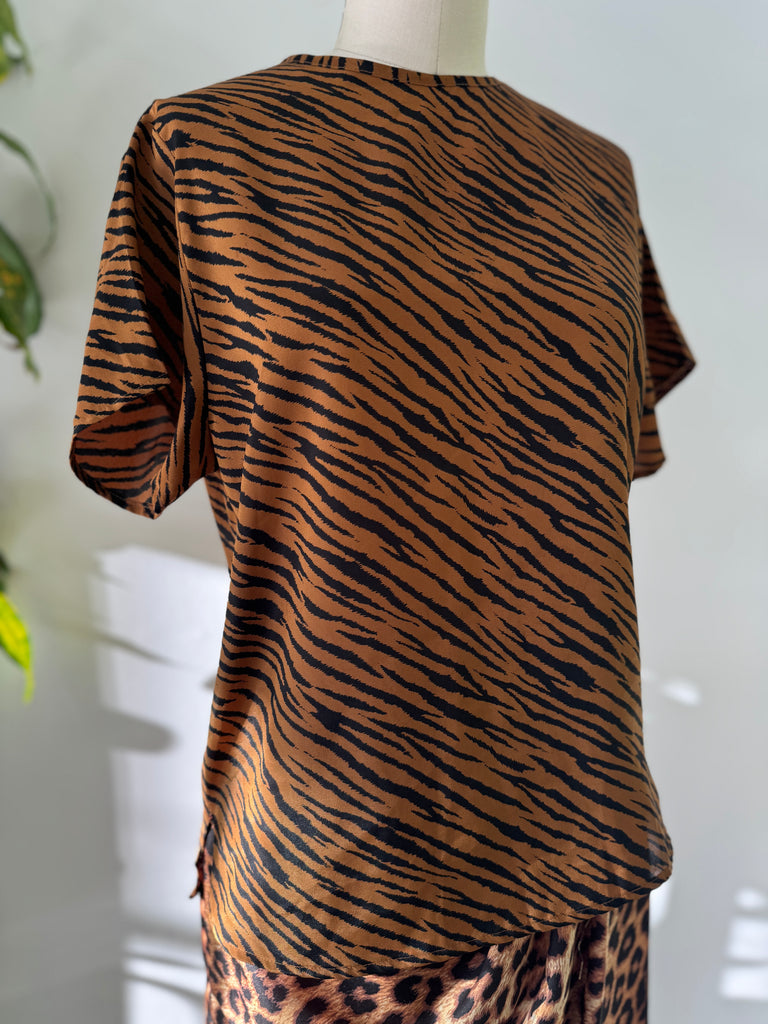 Animal print vintage top