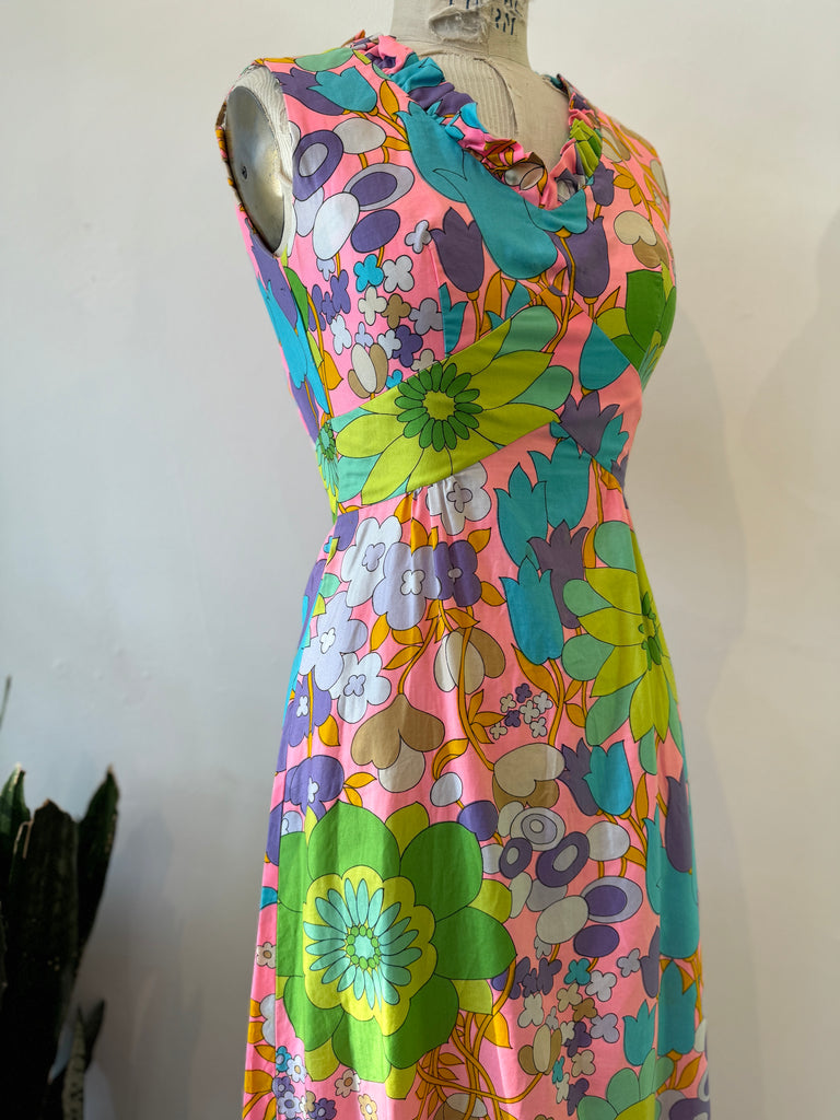 Vintage 1960’s floral print dress