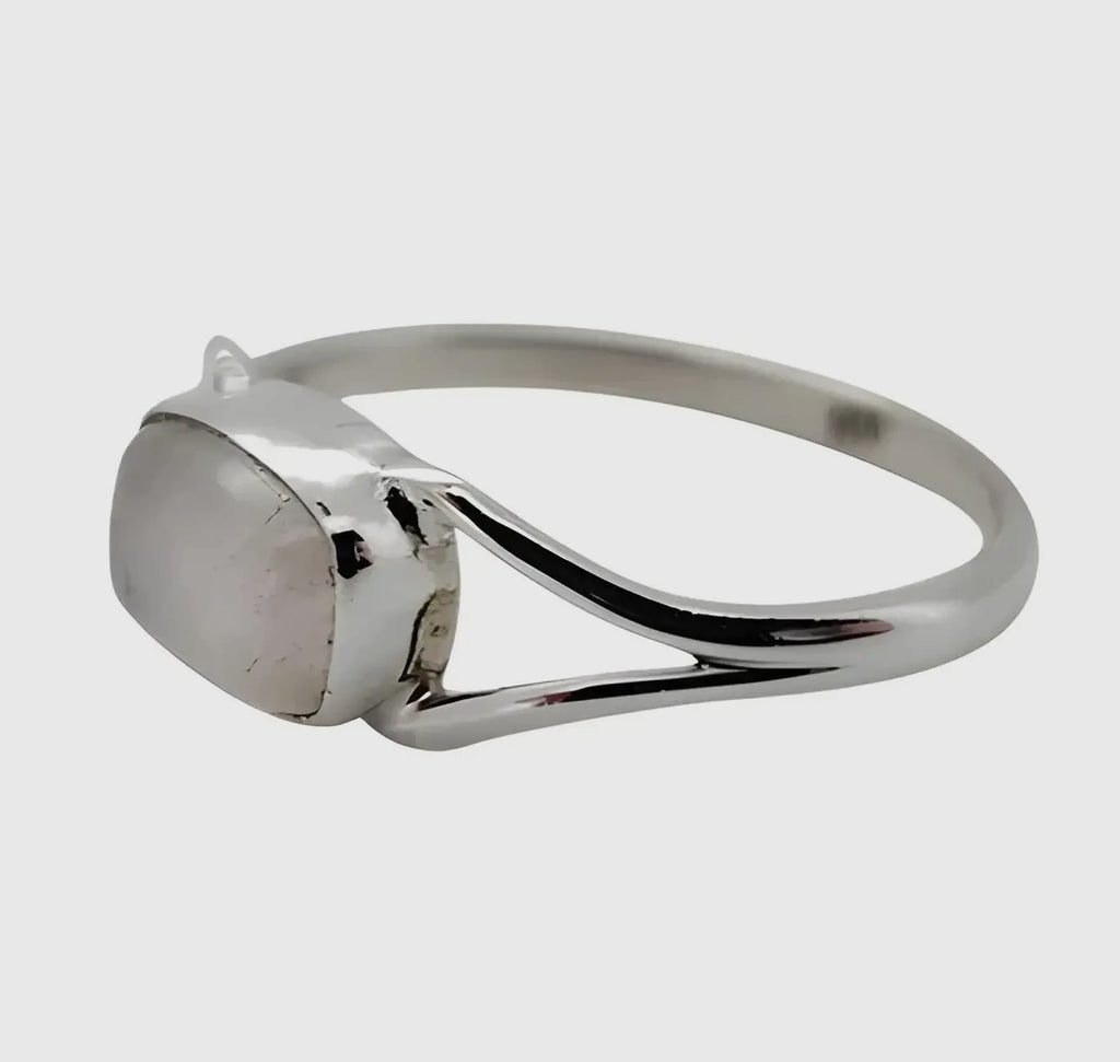 Rose quartz sterling silver ring size 8