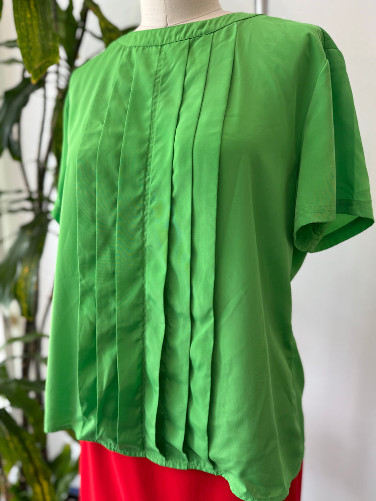 Vintage vibrant green top