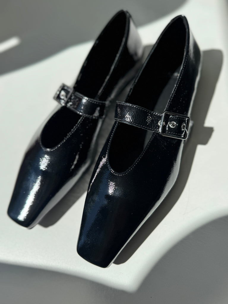 Vagabond patent leather shoes size 8.5/9