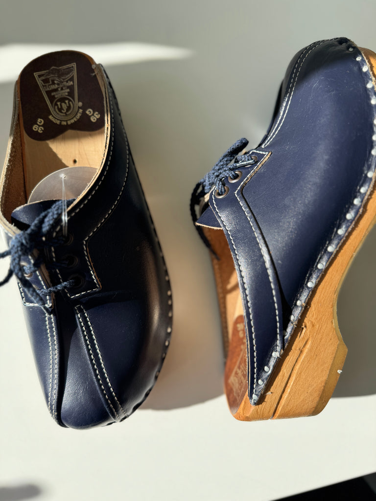 Swedish leather clogs size 38 fits 8.5