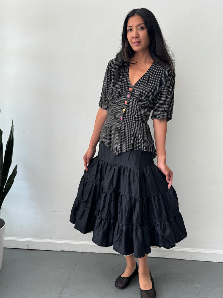 Vintage crinoline skirt waist “24-32”