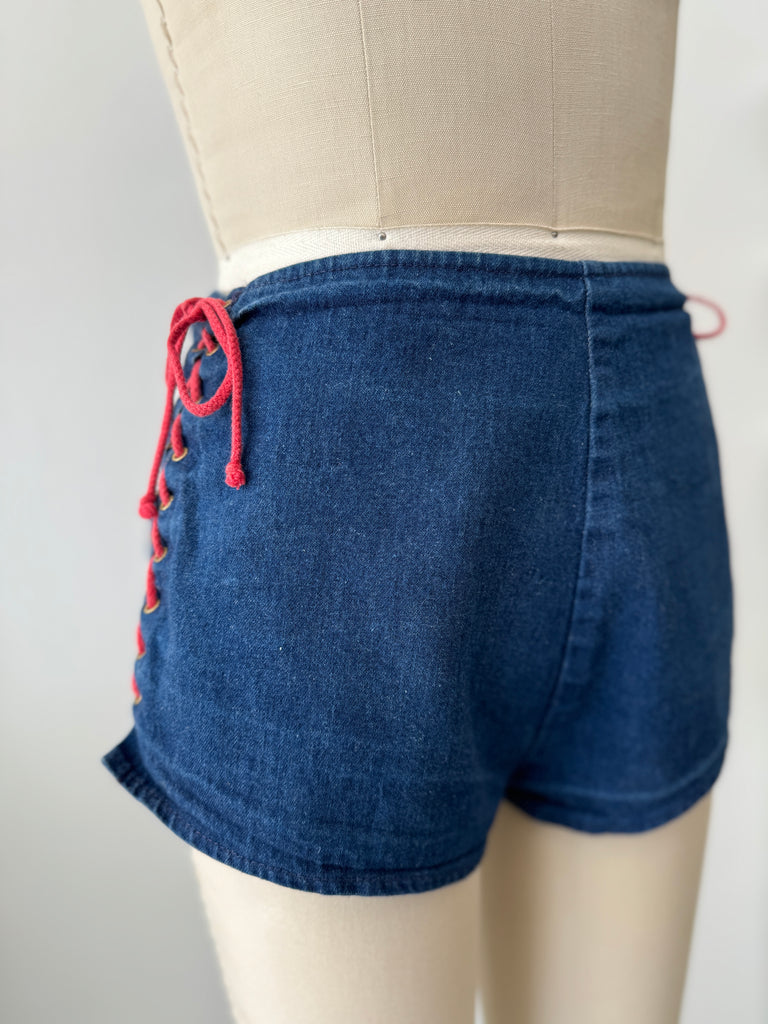 1970’s Vintage denim frederick’s of hollywood booty shorts waist “26|28”