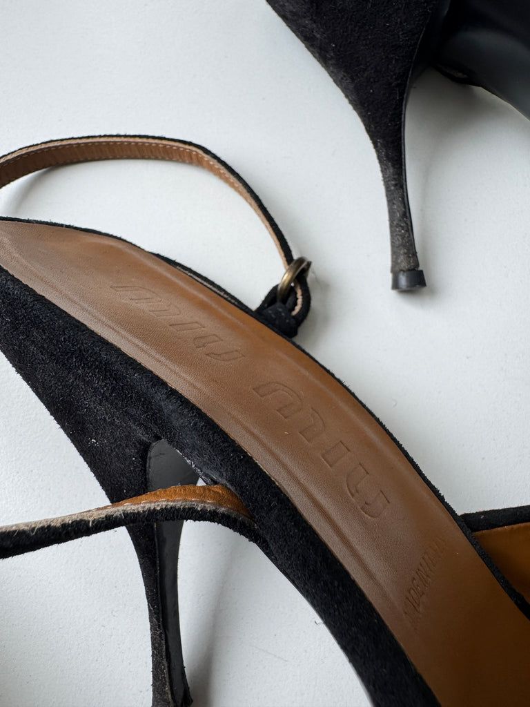MIU MIU embroidered shoes size 40 size 9