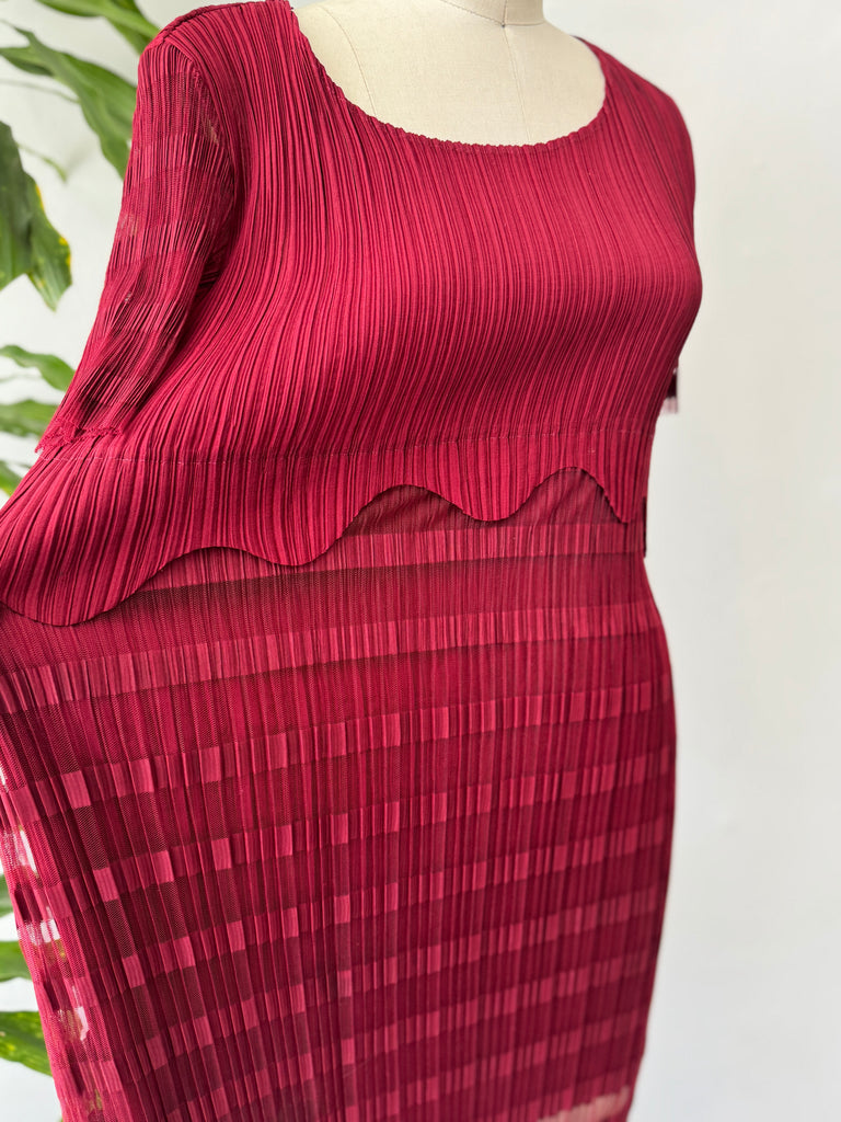 Gorgeous pleated dress