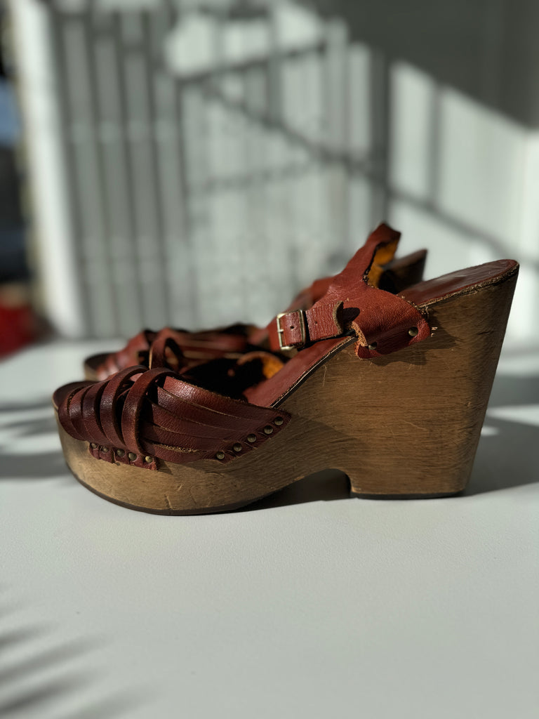 Vintage wooden + leather shoes 9.5