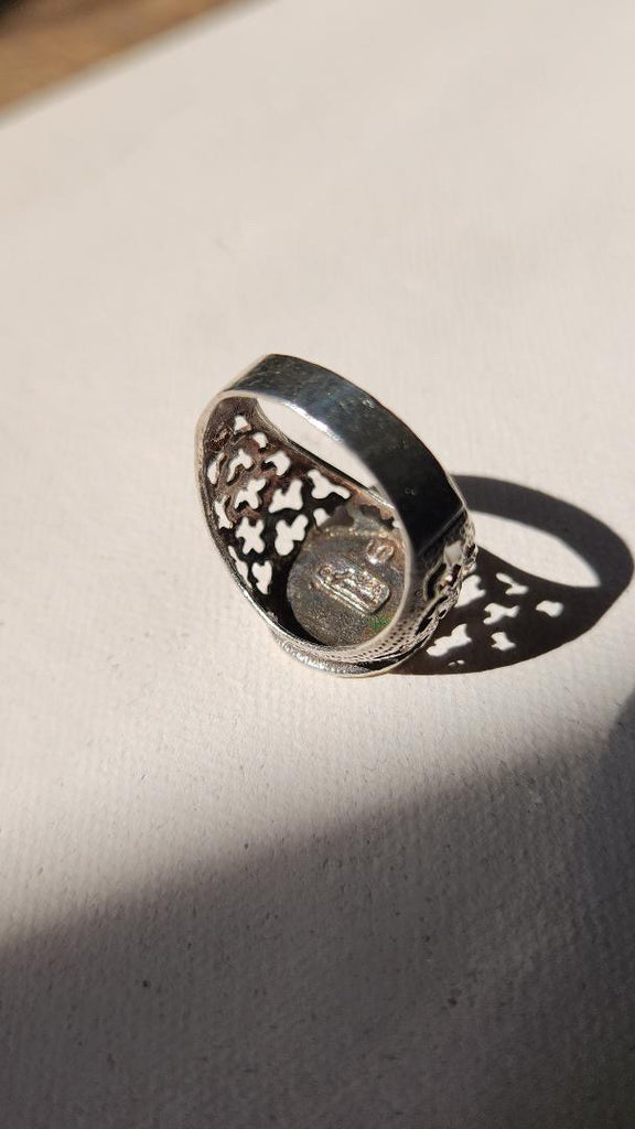 Vintage sterling silver c ring