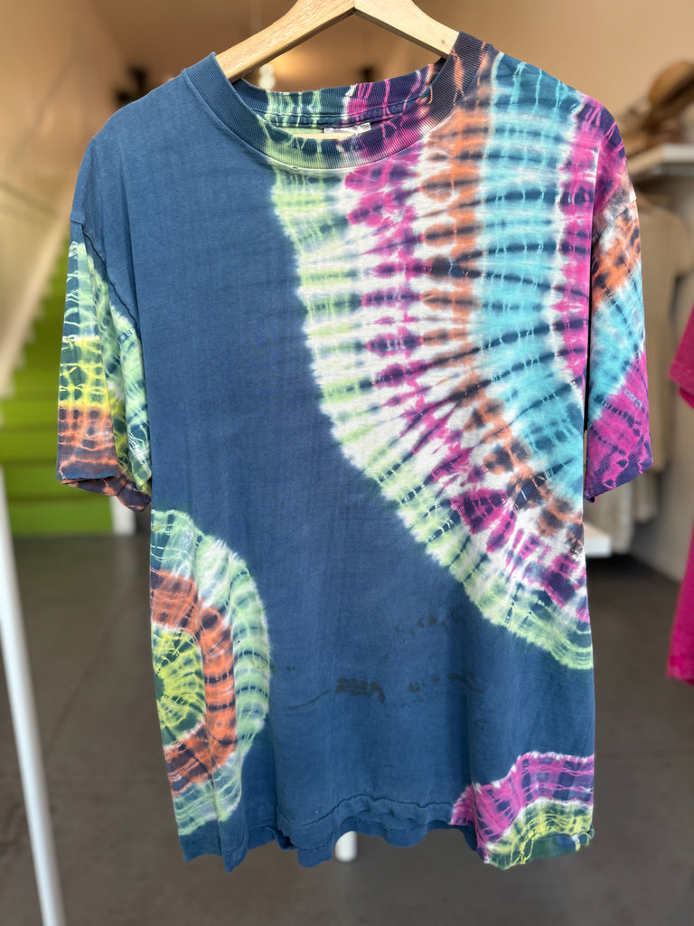 Vintage tie dye early 1990’s t shirt