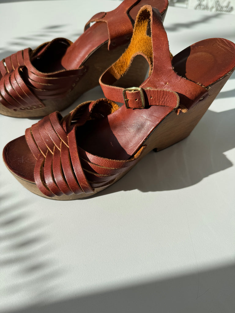 Vintage wooden + leather shoes 9.5