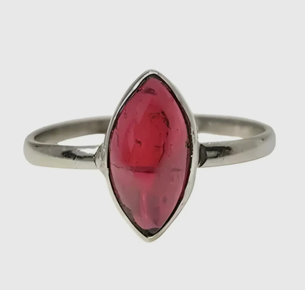 Garnet Sterling silver ring size 6