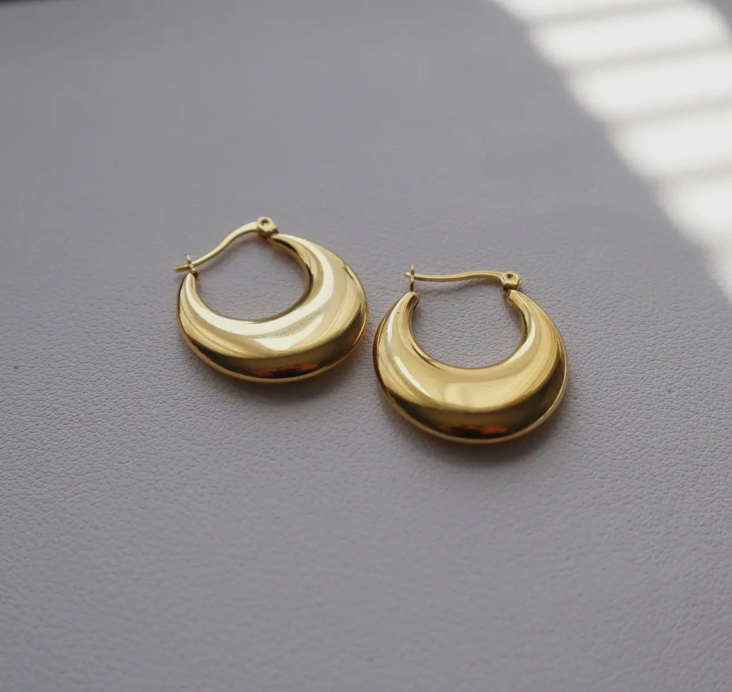 Flat moon hoops