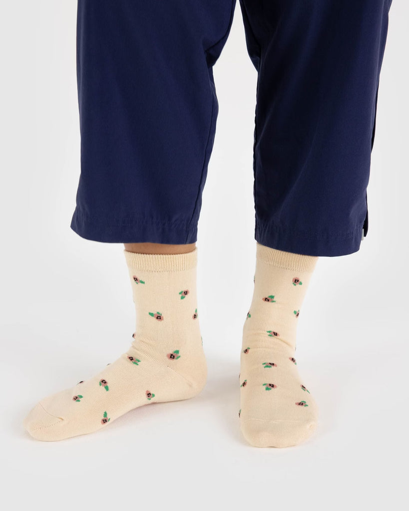 Baggu | socks | rosettes