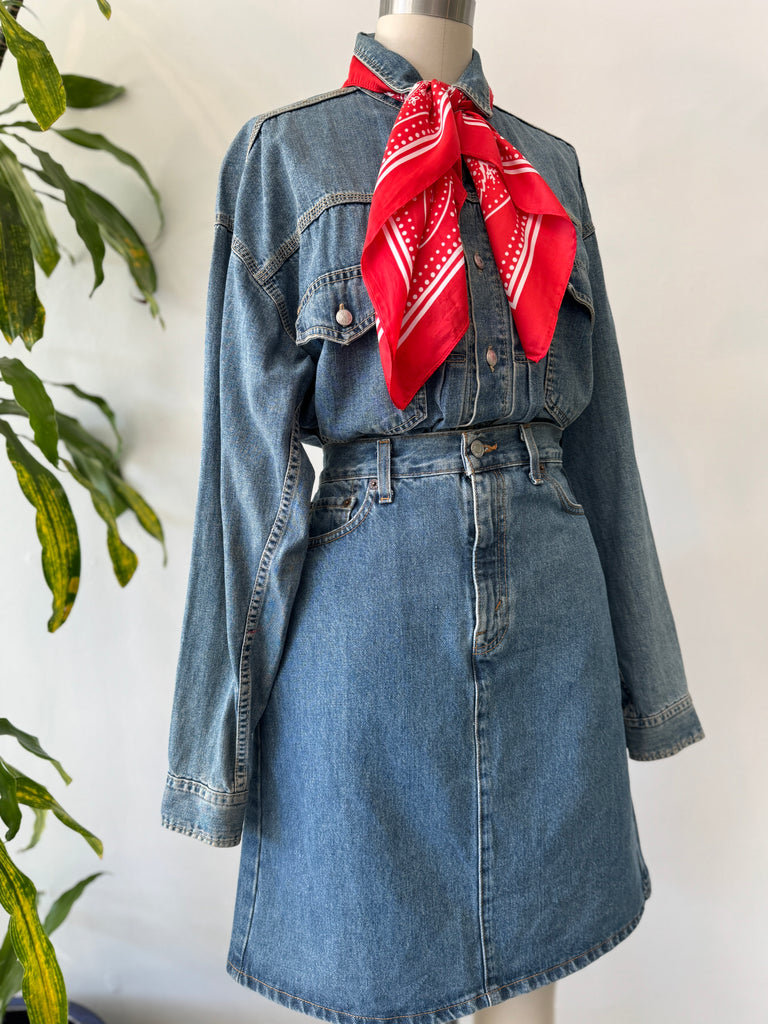 Made in the USA Levi’s denim skirt