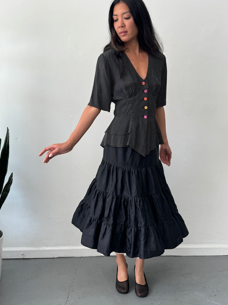 Vintage crinoline skirt waist “24-32”