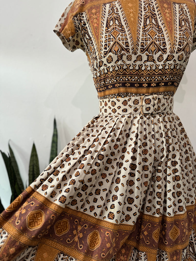 Vintage 1950's printed cotton dress