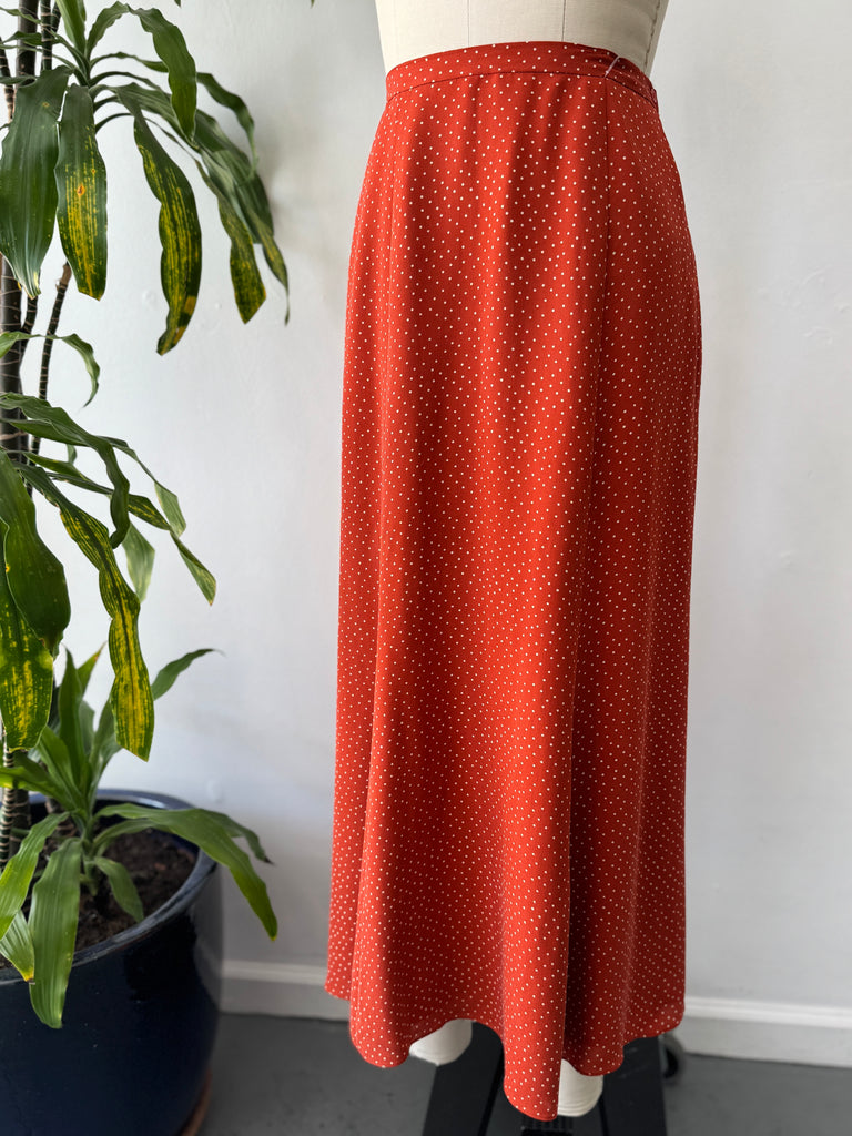 Silk micro polka skirt waist “30-32”