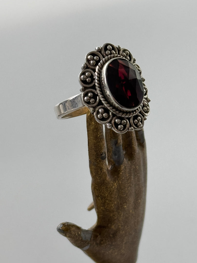 Big Garnet -+ Sterling silver ring