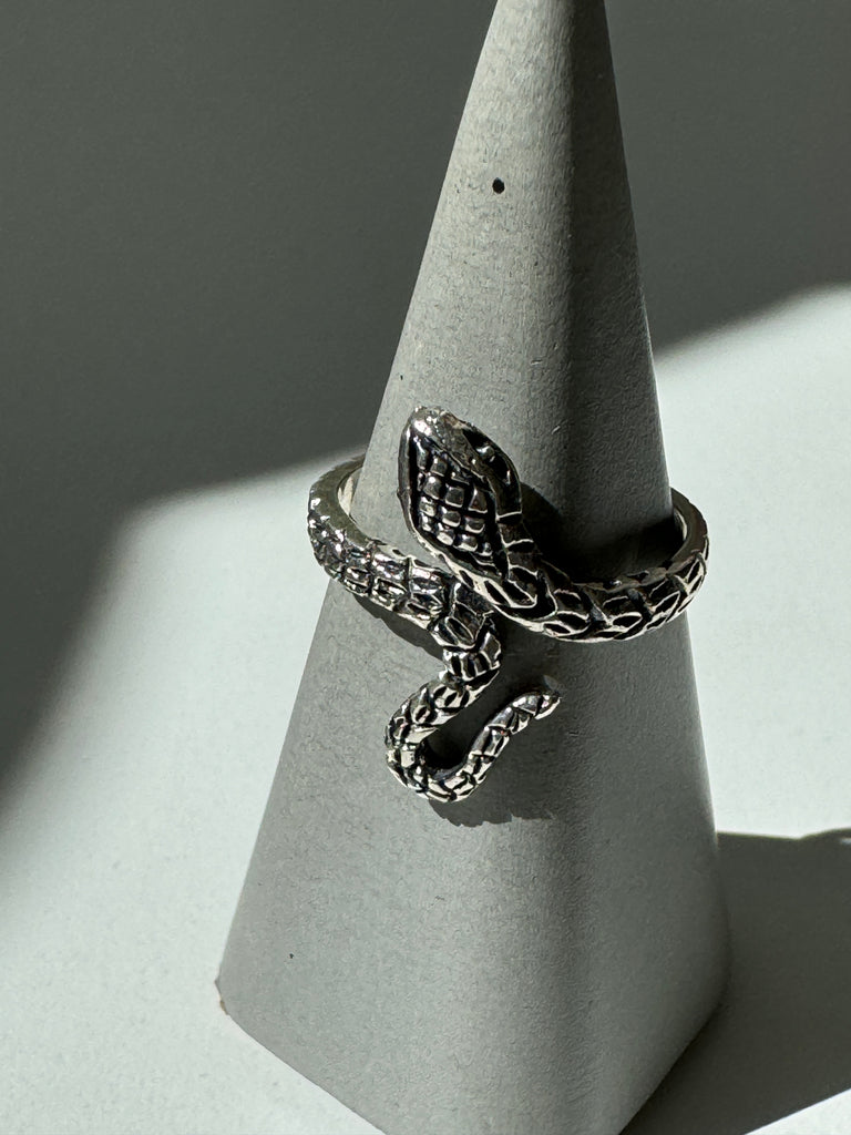 Sterling silver snake ring