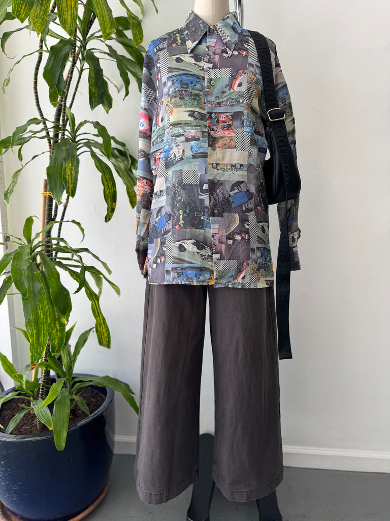 1970’s photo realistic racing car button up top