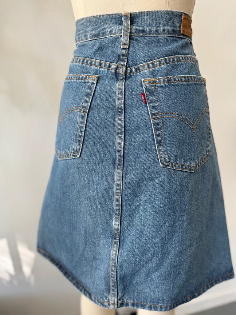 Made in the USA Levi’s denim skirt
