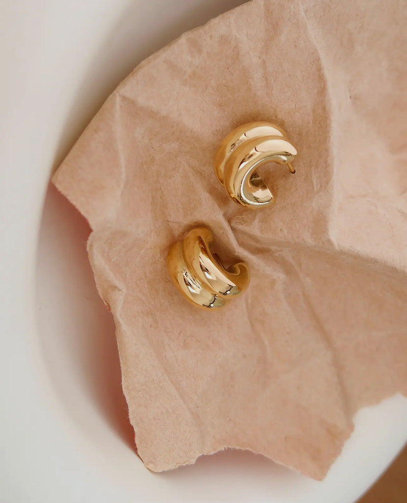 Huggie hoop earrings