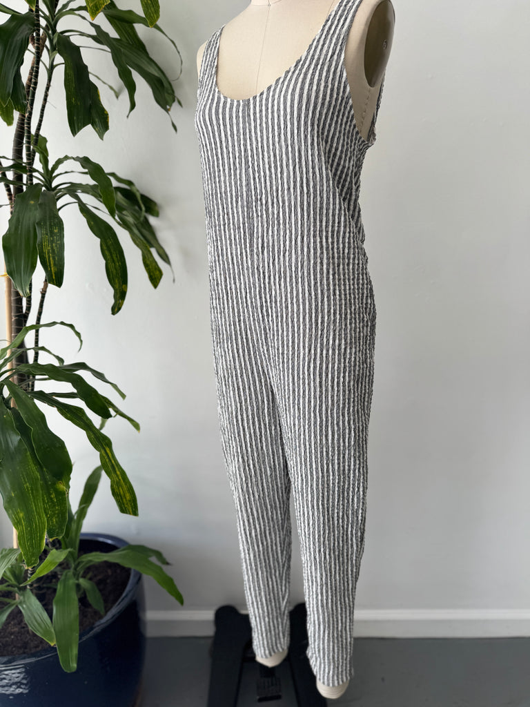 Textured stretchy jumpsuit