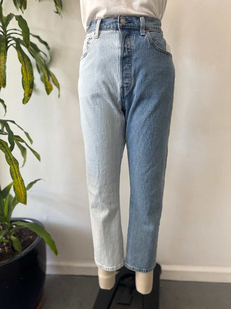 Half split Levi jeans waist “30”