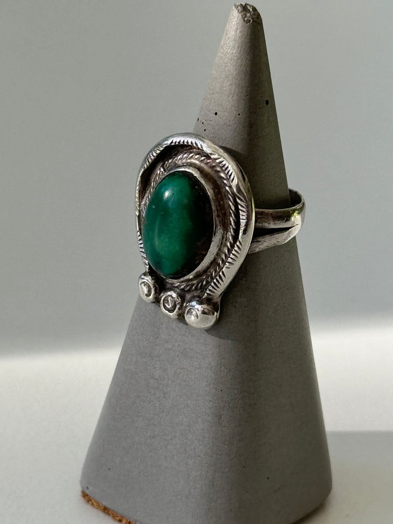 green turquoise and sterling silver ring size 6