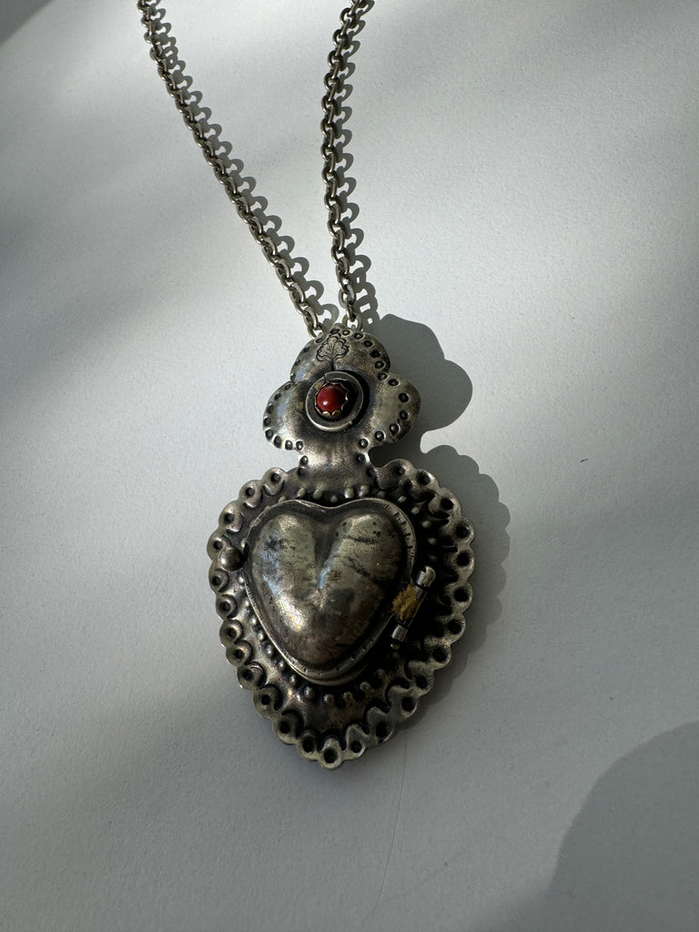 Heart locket necklace