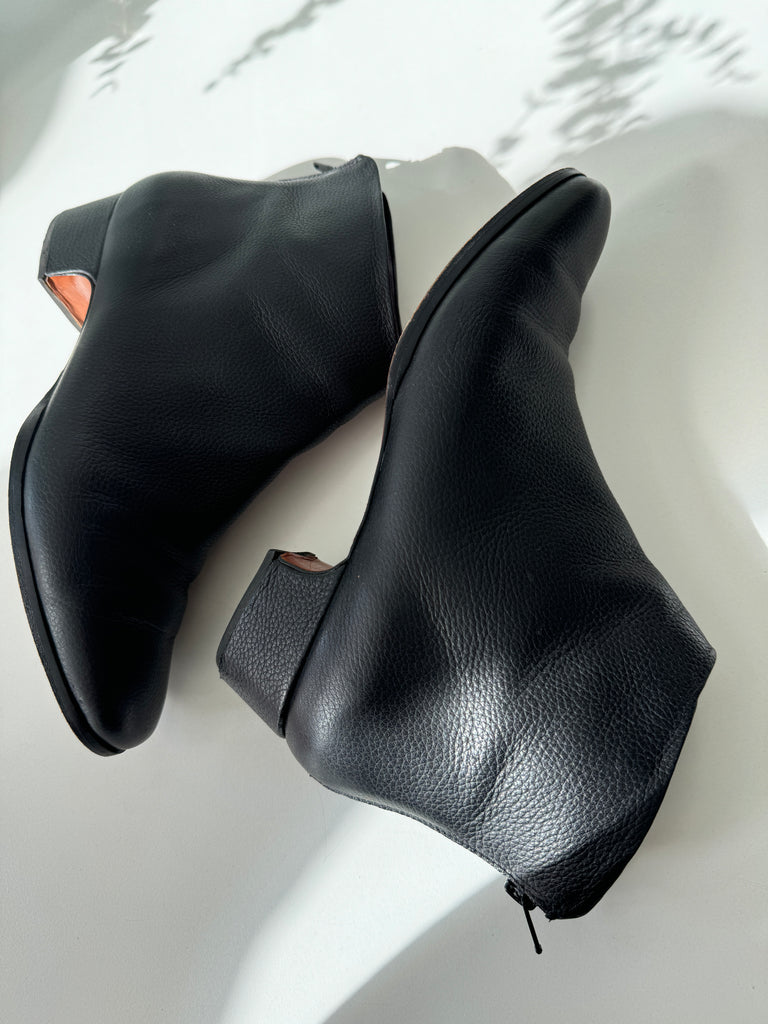 Rachel Comey leather ankle boots size 8