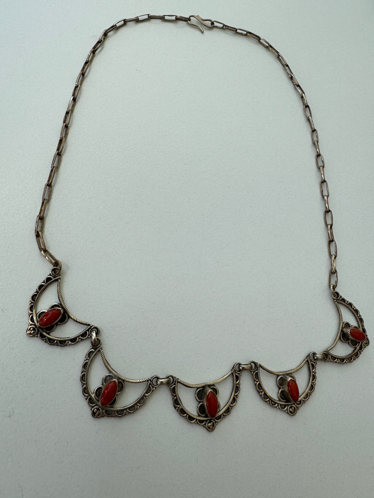 Italian coral hook necklace