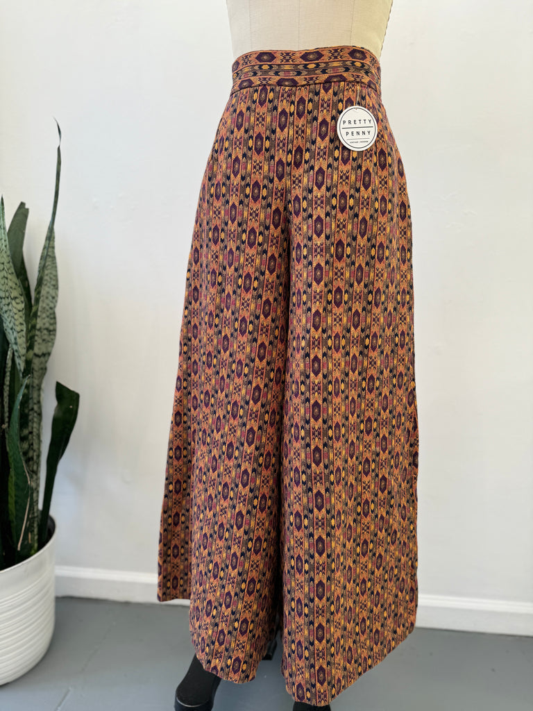 Vintage wide legged pants