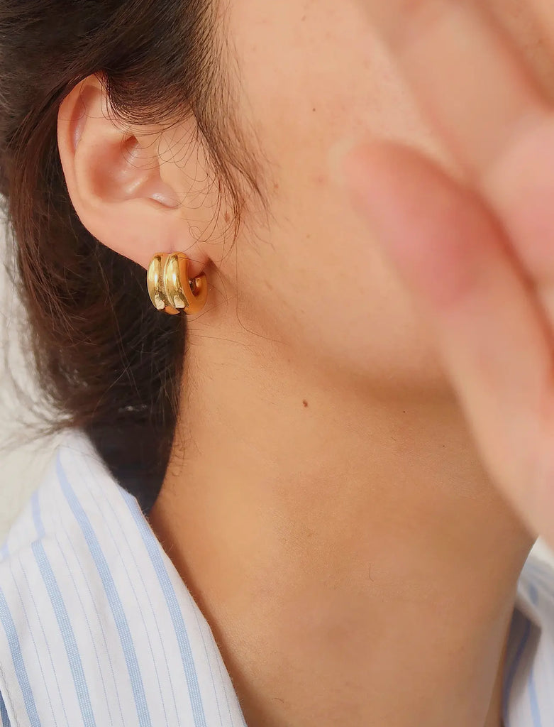 Huggie hoop non tarnish earrings