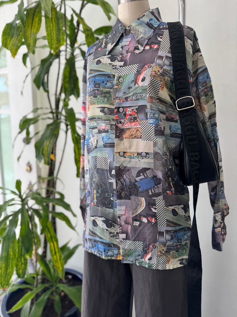 1970’s photo realistic racing car button up top